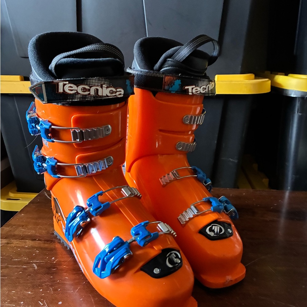 🎿 Tecnica Cochise JR Kids Ski Boots – Size 27.5 (322mm)